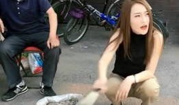 吃瓜搞笑视频,让你笑到肚子疼